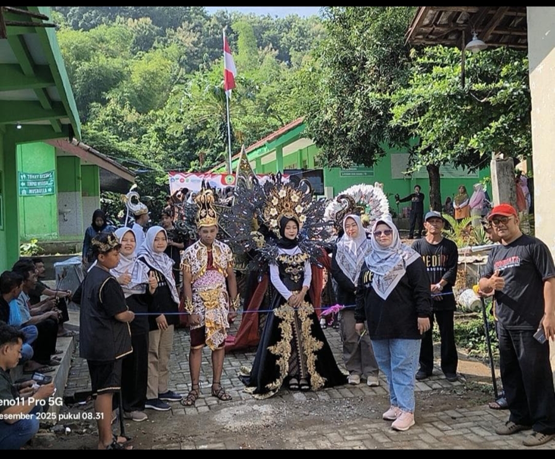 Diesnatalis ke 12. Jalan Santai Bersama Wali murid